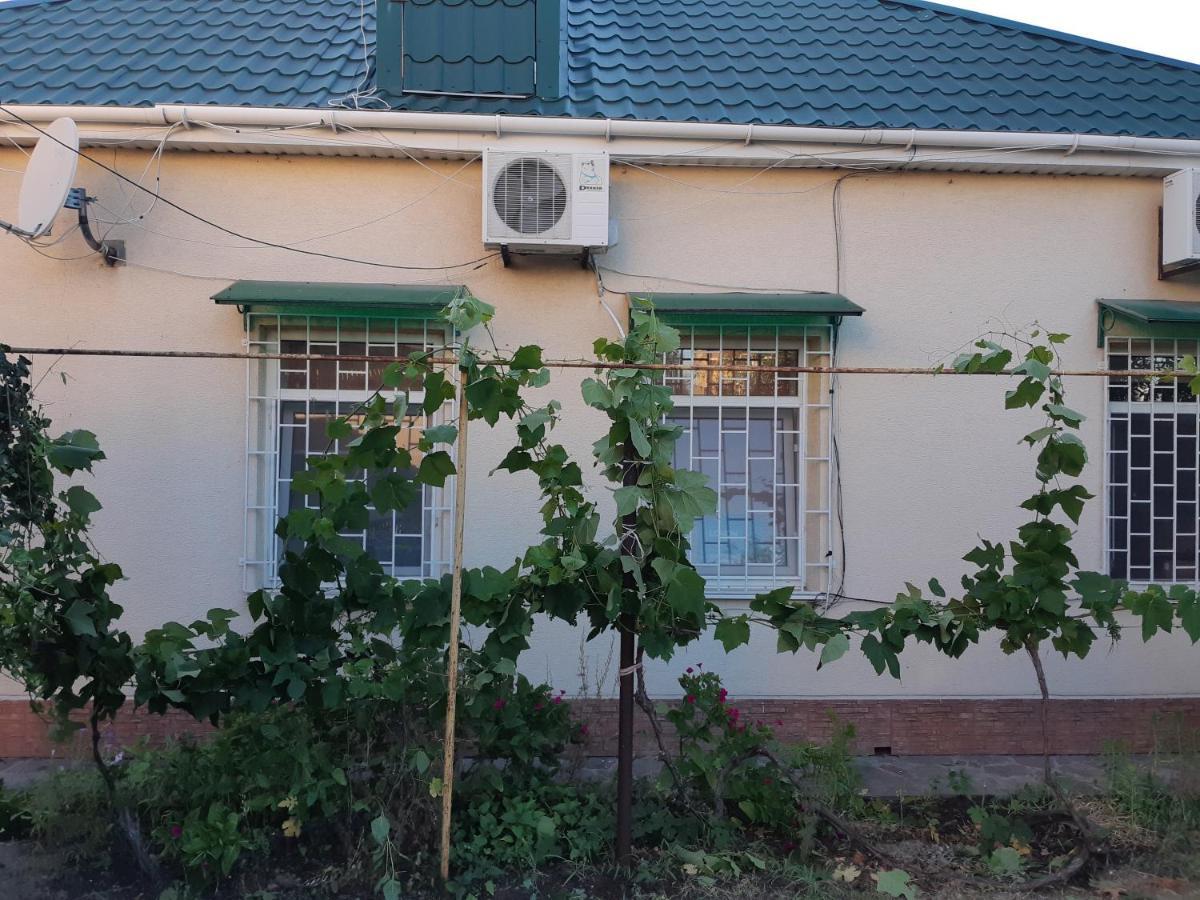 Отель Маленький Рай Zatoka Exterior photo